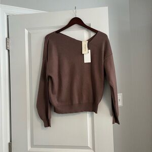 Evereve Line and Dot Asymmetrical Off Shoulder Mauve Sweater